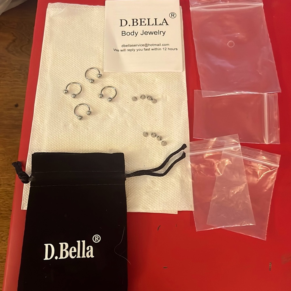 D.Bella body jewelry